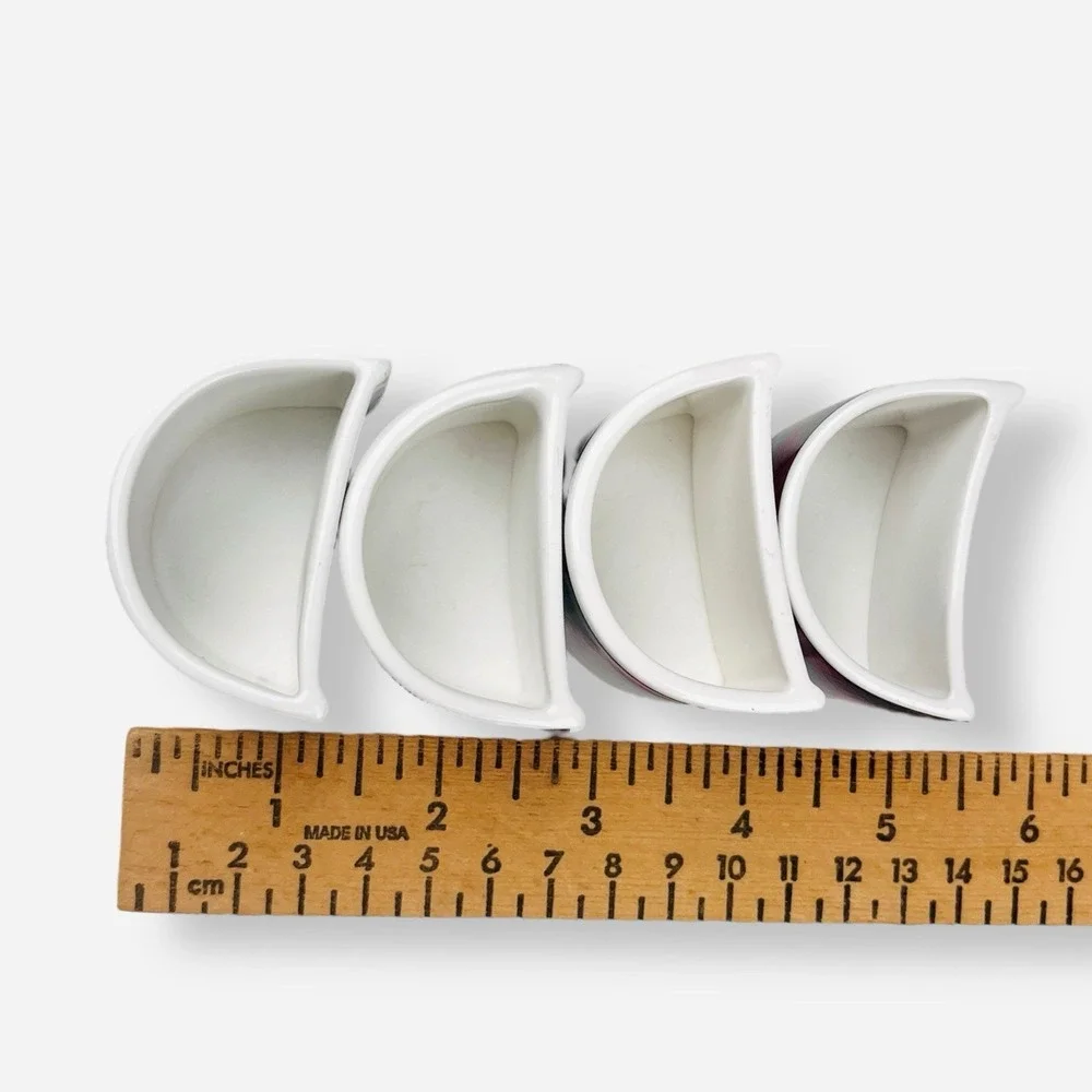 Sasaki Charles Roberts 🥄physical measurements